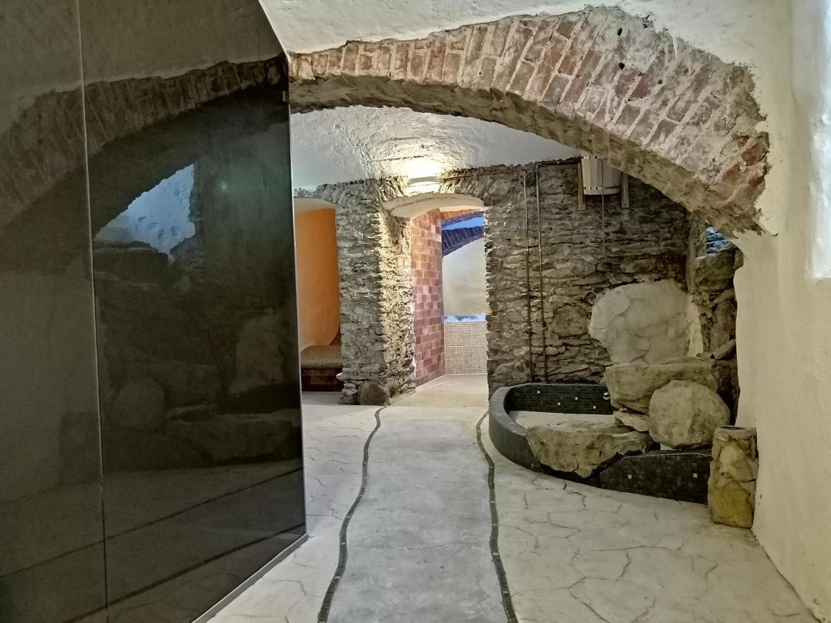 Kernu Manor Hotel & Spa Exterior photo